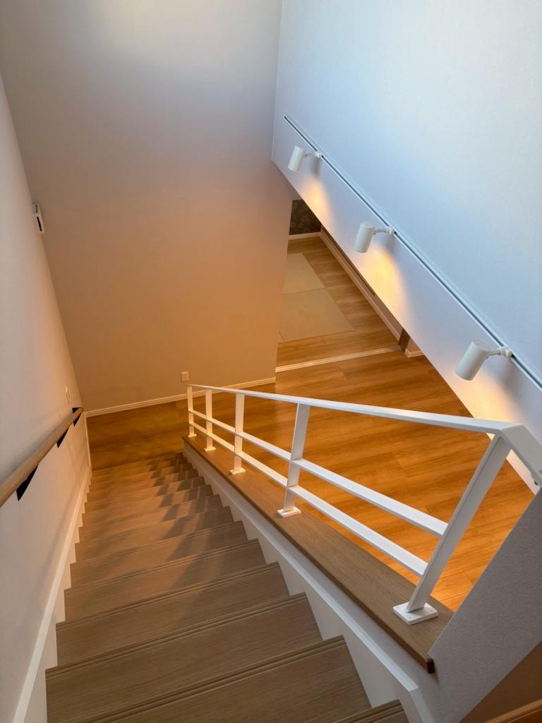 【中古住宅】　帯広市西6条南33丁目　築浅物件　角地　エコジョーズ仕様   内観