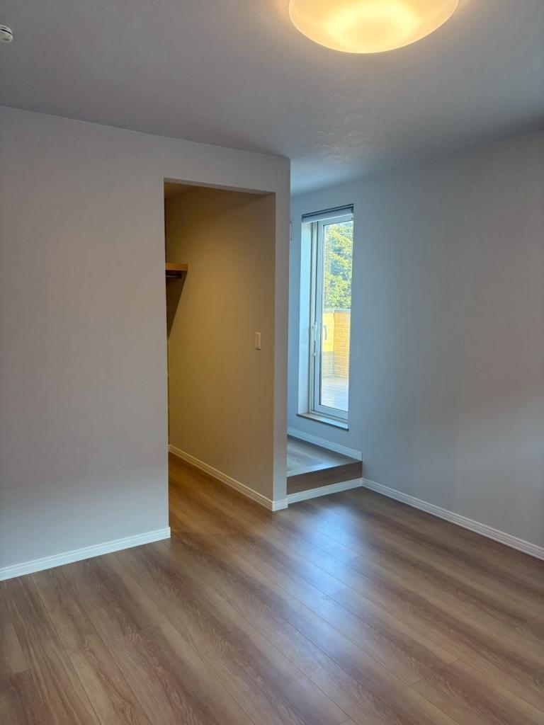 【中古住宅】　帯広市西6条南33丁目　築浅物件　角地　エコジョーズ仕様   内観