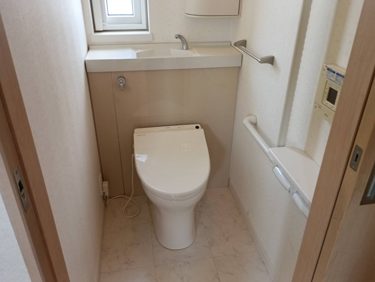 価格改定!！西25条南3丁目中古住宅・築15年・美邸 内観