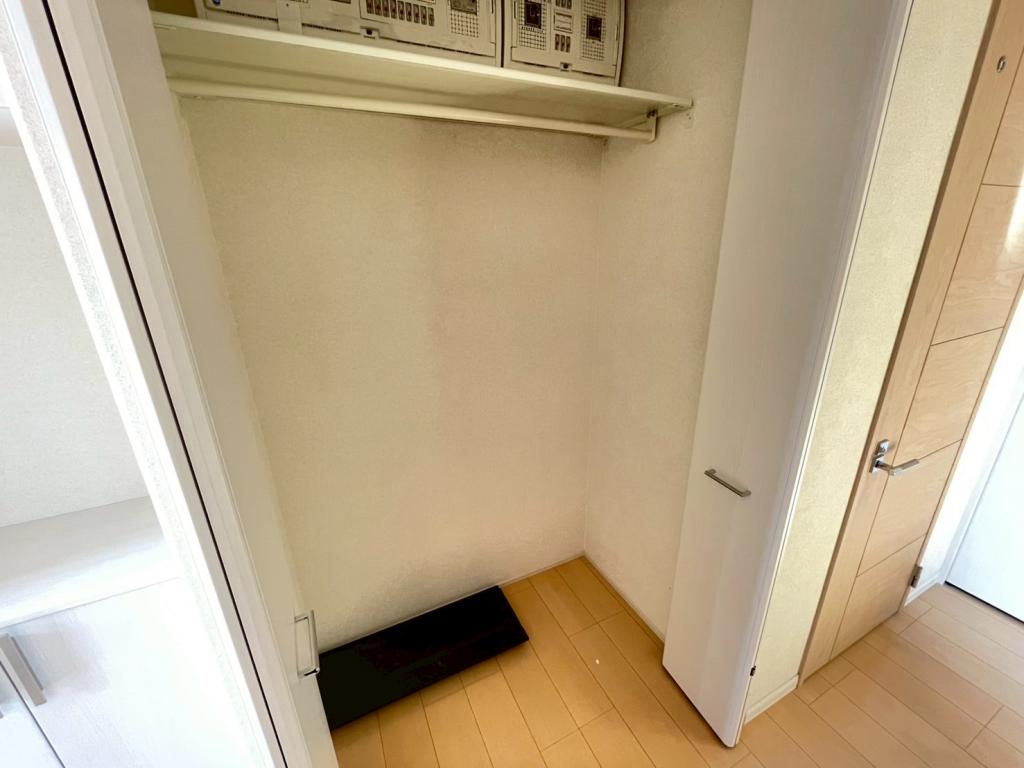 ☆価格改定☆【ソーラーパネル付き美邸】西２５条南３丁目　中古戸建 内観