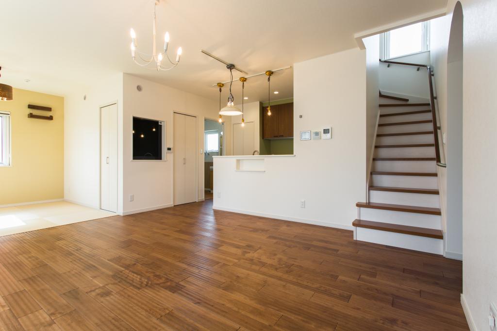 [駅近4LDK] 　中古　札内中央町 内観