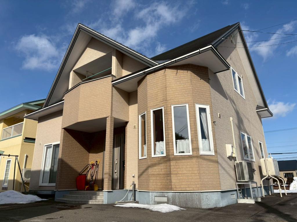 【中古住宅】　広尾町丸山通南5丁目　　駐車5台以上可能　灯油給湯・暖房  内観