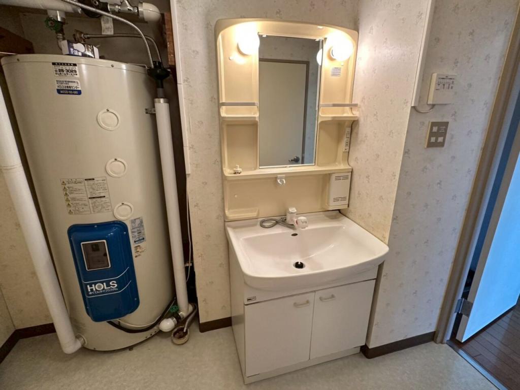 八条コーポ　６０７号室 内観