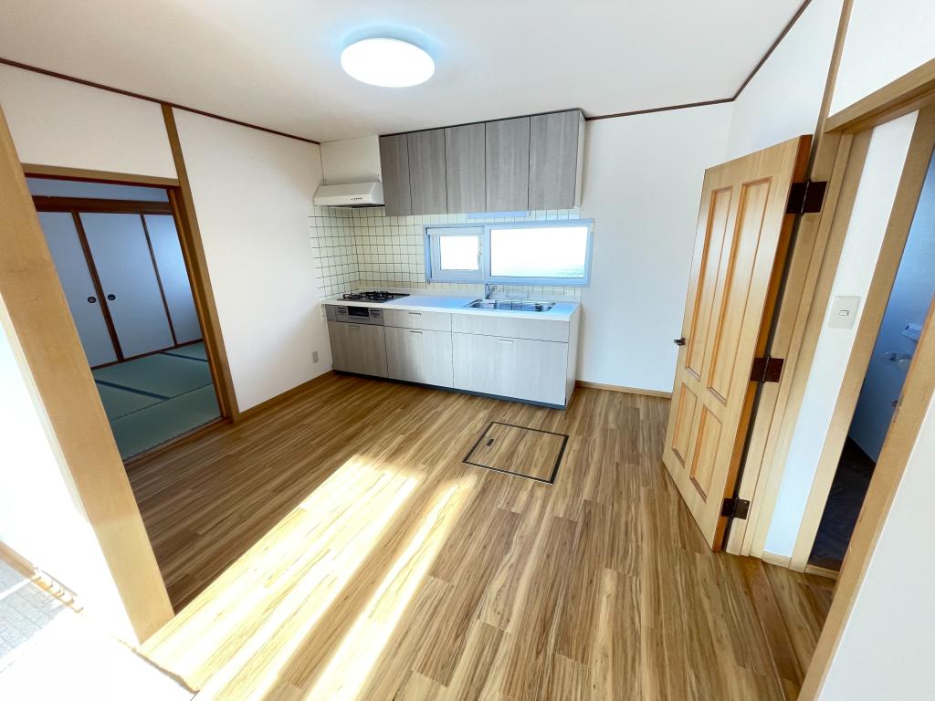 価格変更【リフォーム済　中古】　西21南5  内観