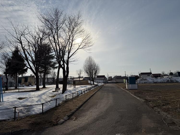 《LOGOS TOWN 大空》区画④公園目の前！ 内観