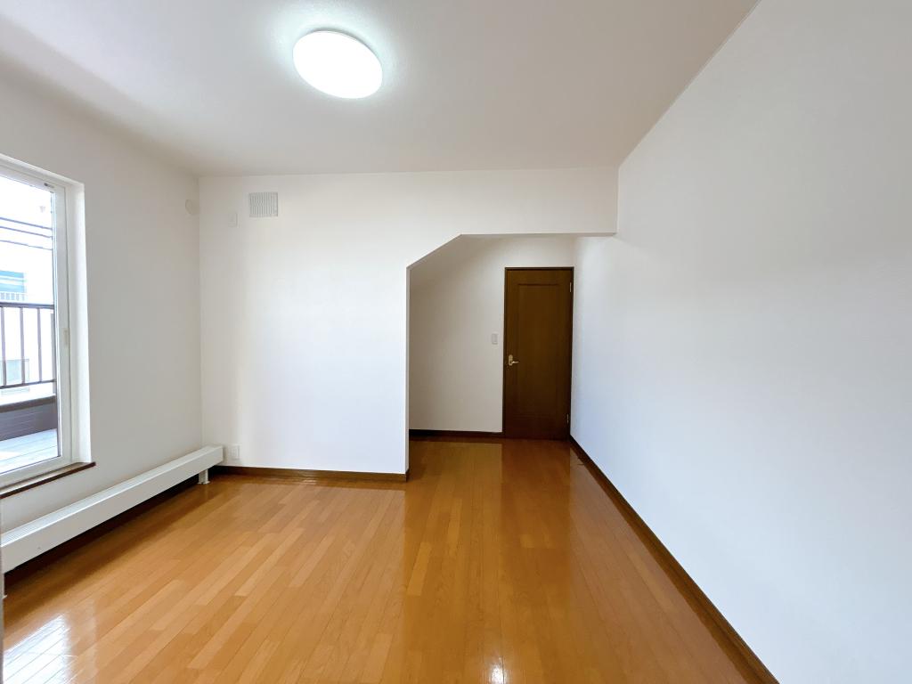 【リフォーム済】帯広市西６条南40丁目　 内観