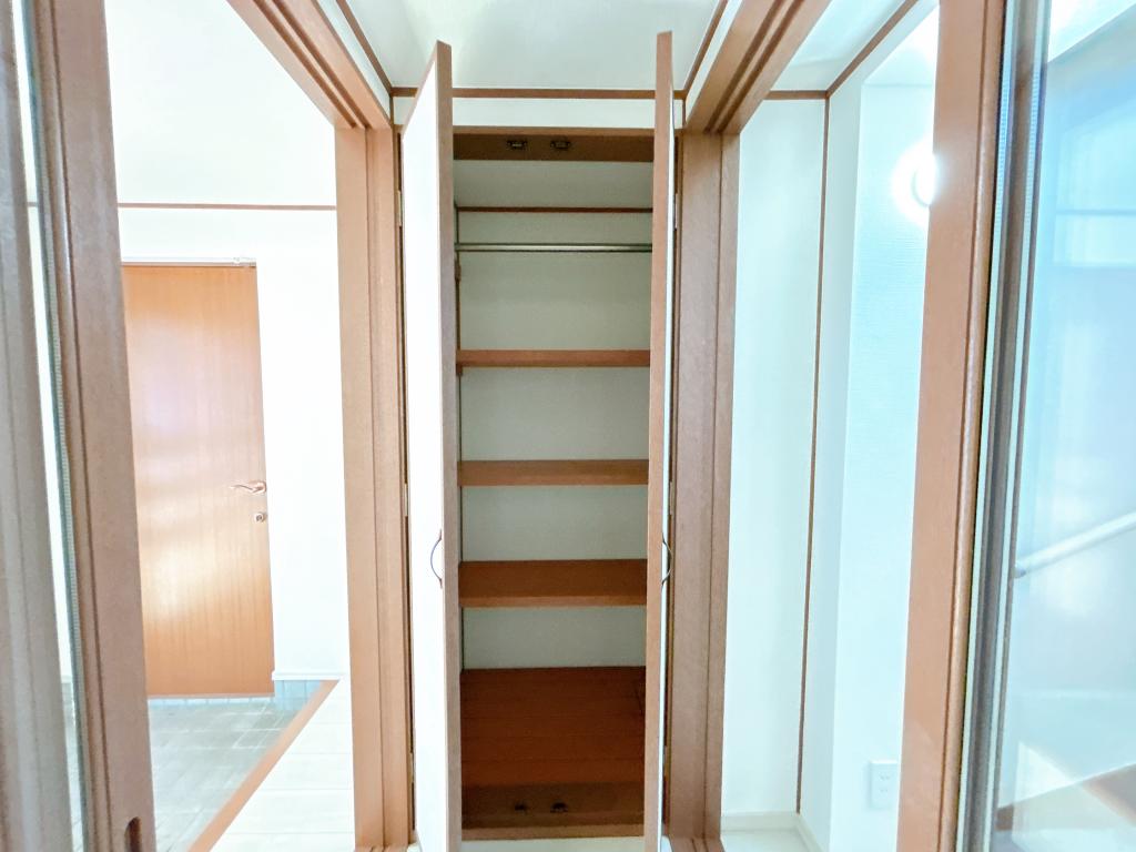 【リフォーム済】帯広市西18条南29丁目 内観