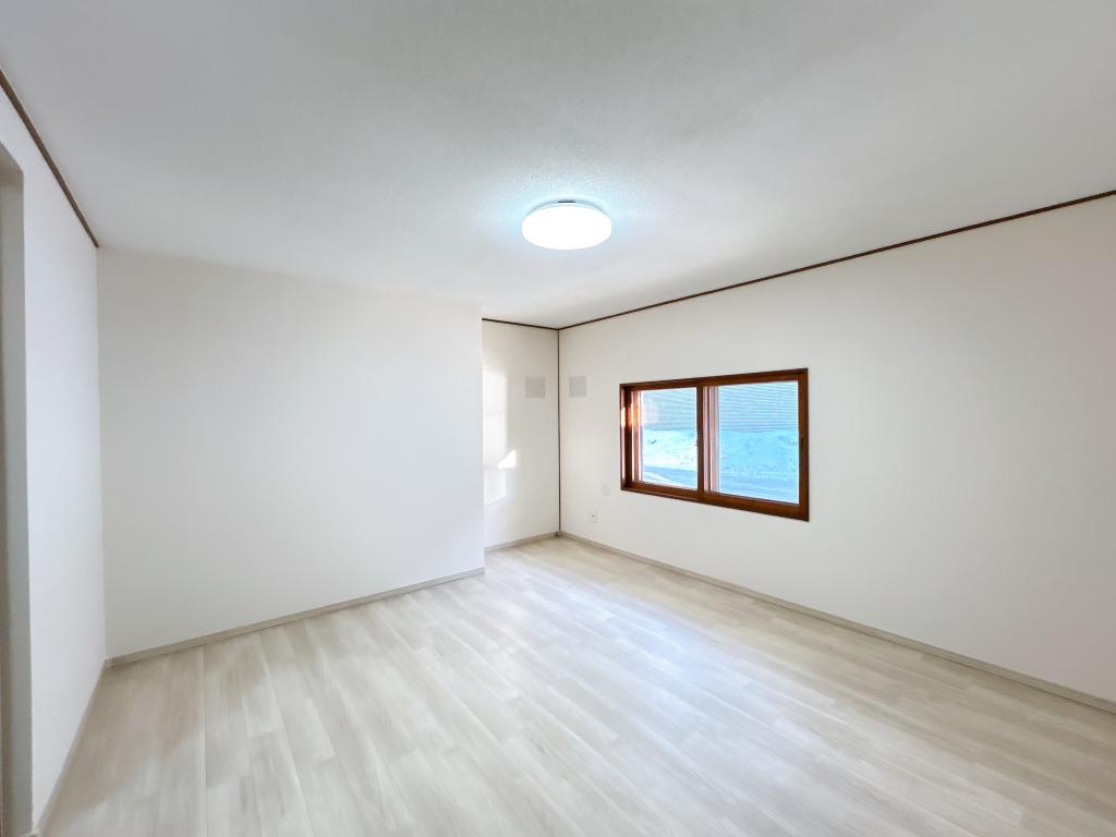 【リフォーム済】帯広市西18条南29丁目 内観