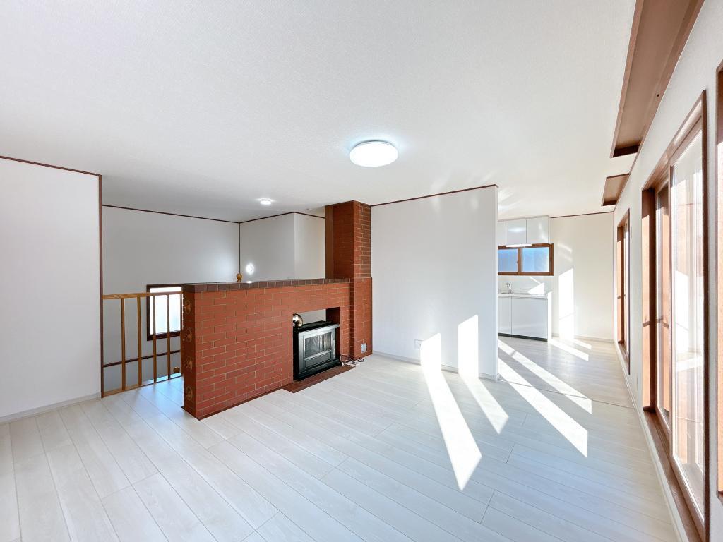 【リフォーム済】帯広市西18条南29丁目 内観