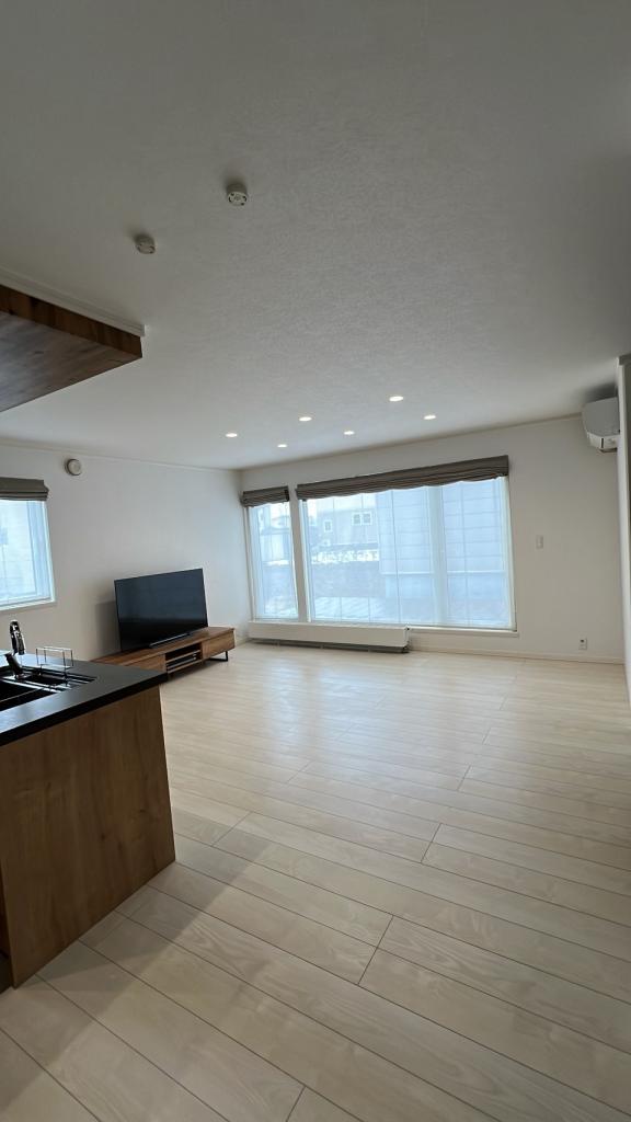 【価格改定】☆築浅☆東１４条南３丁目　中古戸建 内観