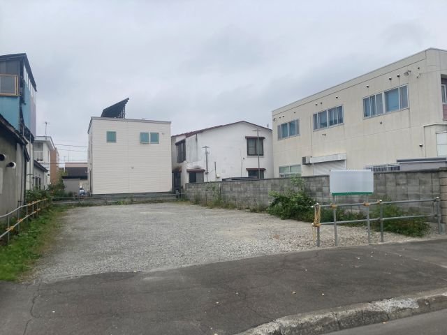 東２条南１７丁目【若葉通沿い！敷地約８０坪の土地！】