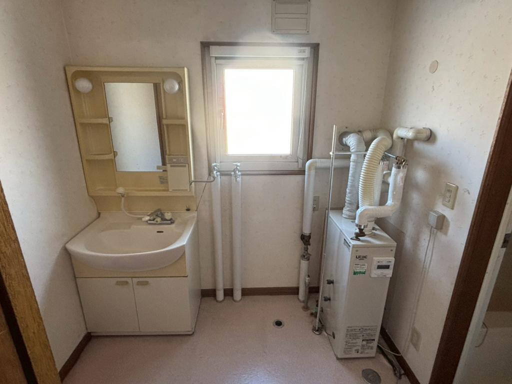 【中古】　西24条南3丁目 内観