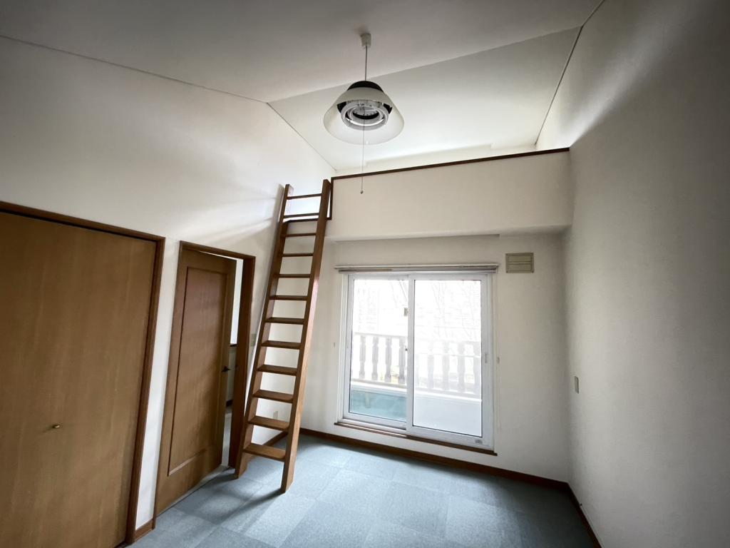 【中古】　西24条南3丁目 内観