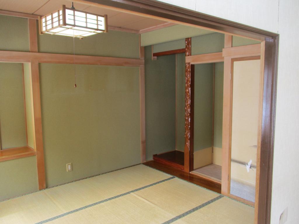 中古住宅4LDK 西16条南6丁目 1000万円 若葉小・８中学区 内観