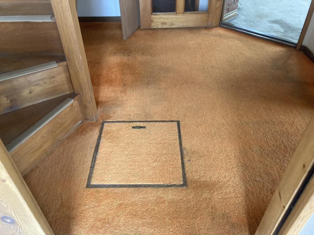 西１１条北７丁目【北西角地！リフォーム向き物件！】  内観