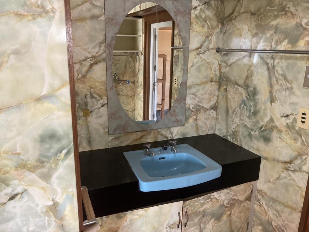 西１１条北７丁目【北西角地！リフォーム向き物件！】  内観