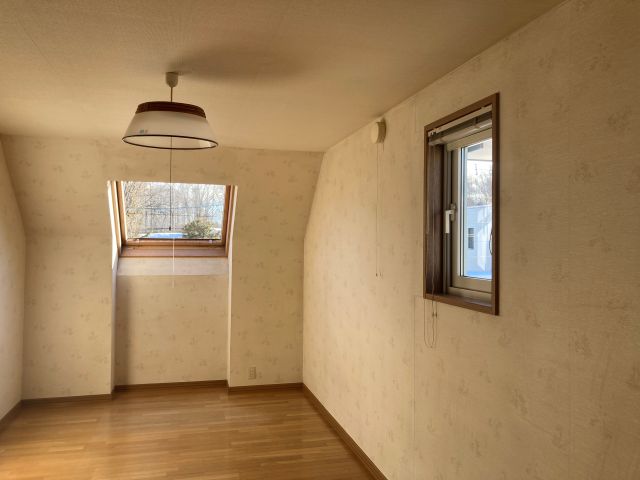 帯広市自由が丘７丁目【リフォーム完備でそのま即入居できます！！】 内観