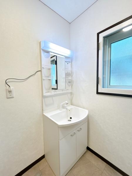 【リフォーム済】帯広市自由が丘６丁目　戸建て  内観