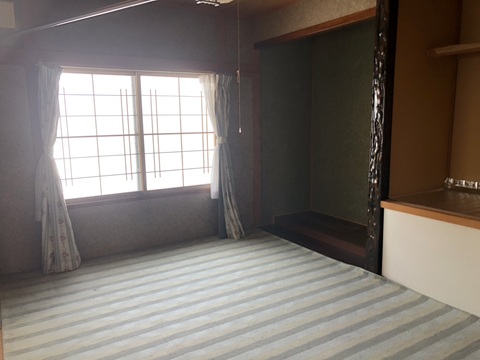 【中古住宅】上川郡清水町南2条西3丁目8番1・8番2 内観