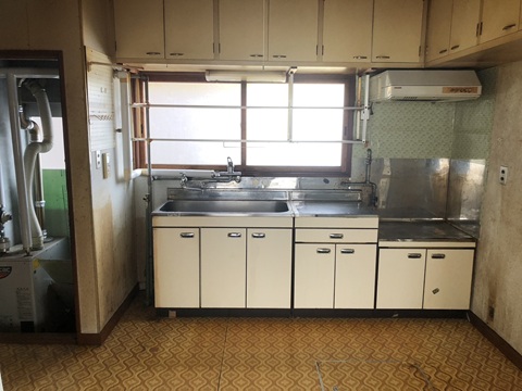 【中古住宅】上川郡清水町南2条西3丁目8番1・8番2 内観