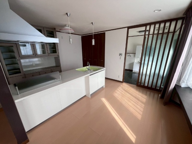 足寄町　店舗付住宅（歯科跡） 内観