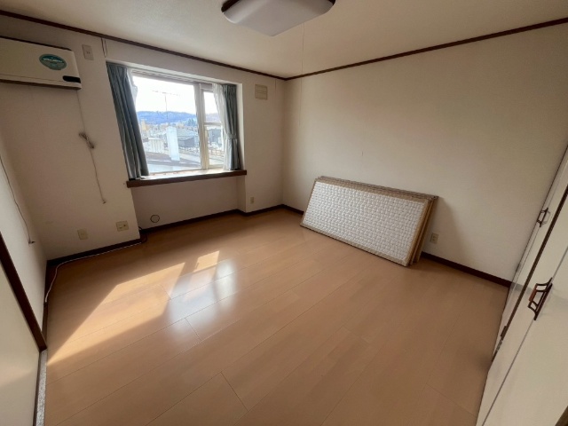 足寄町　店舗付住宅（歯科跡） 内観