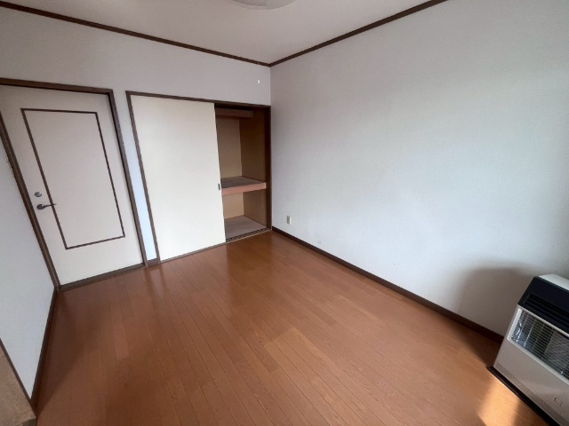 足寄町　店舗付住宅（歯科跡） 内観