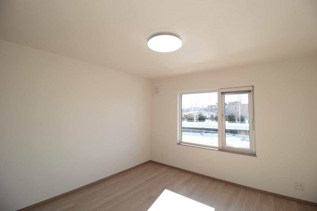 帯広市西12条南3丁目　リノベーション住宅　販売中！！内見可能です。お気軽にお問合せ下さい♪ 内観