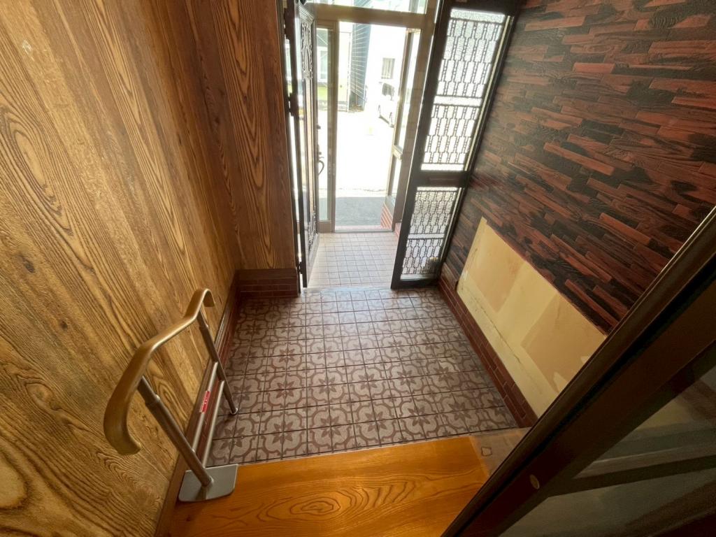 【中古住宅】　帯広市西10条南41丁目　5LDK 内観