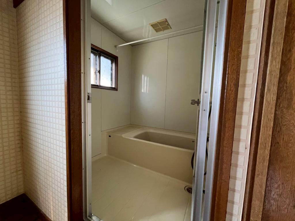 【中古住宅】　帯広市西10条南41丁目　5LDK 内観