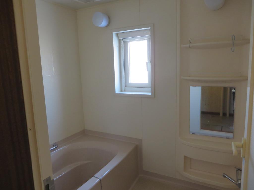 売中古住宅（西24南2）北東角地！ 内観