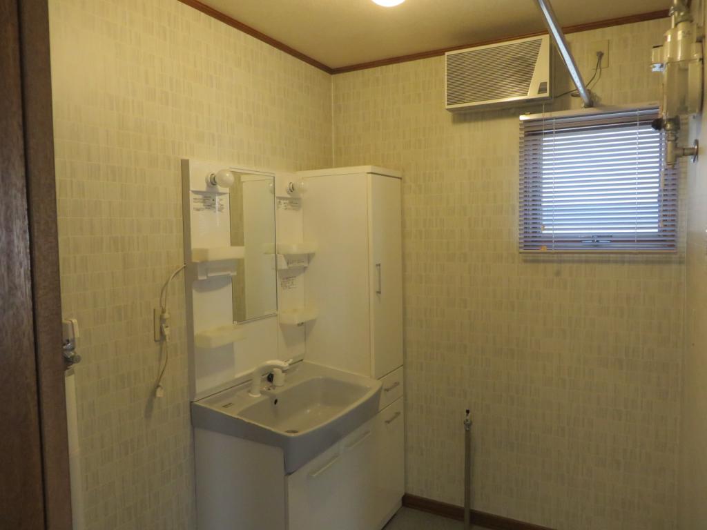 売中古住宅（西24南2）北東角地！ 内観