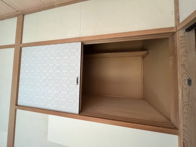 西２４条南１丁目※商談中【南道路付き！ファミリー層の多い住宅街！】  内観