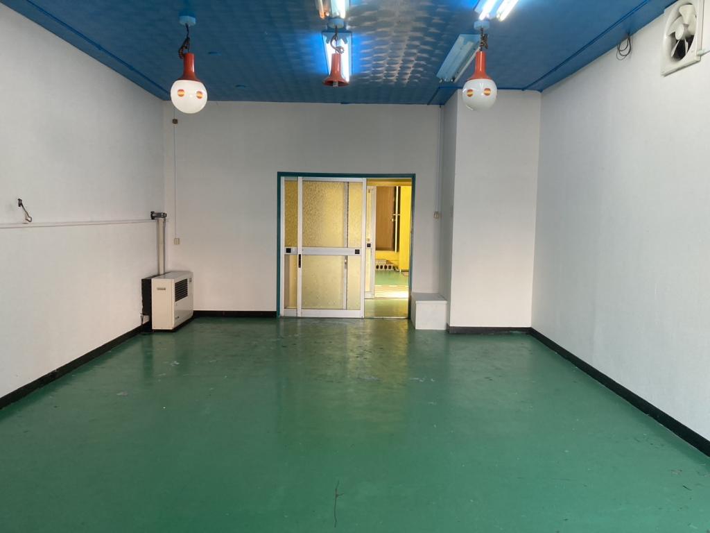 西５条南１３丁目【西５条通沿い！住居付き店舗！】  内観