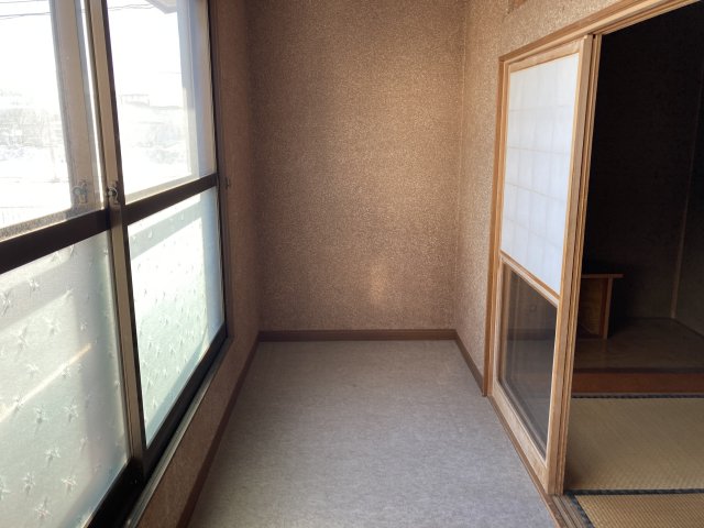 西４条南３５丁目【稲田通沿い角地！リフォーム向き物件！】  内観