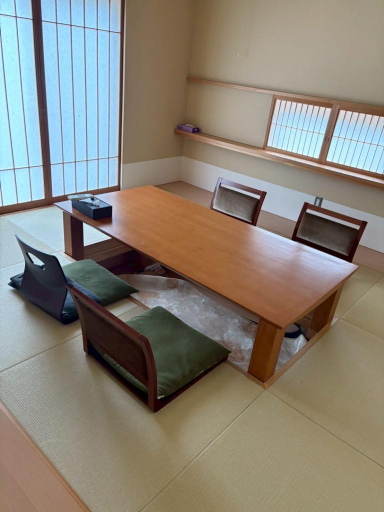  【中古住宅】帯広市西7条南24丁目　土地が約173坪、住宅8LDKの大きな家です！ 内観