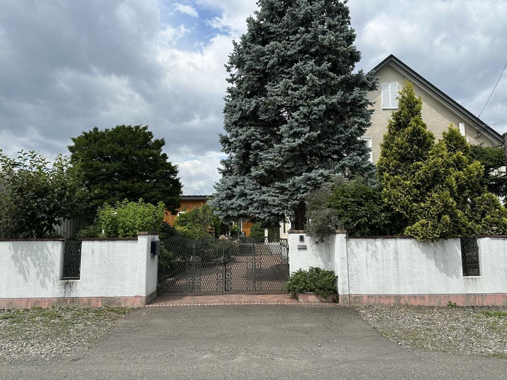  【中古住宅】帯広市西7条南24丁目　土地が約173坪、住宅8LDKの大きな家です！ 内観