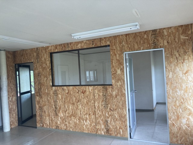 大空町１２丁目【大空町の事業用物件登場！】  内観