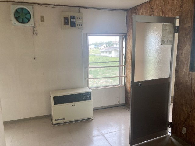 大空町１２丁目【大空町の事業用物件登場！】  内観