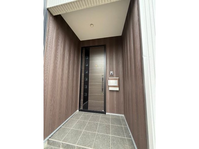 南の森西５丁目【吹き抜けで開放感たっぷり♪】 内観