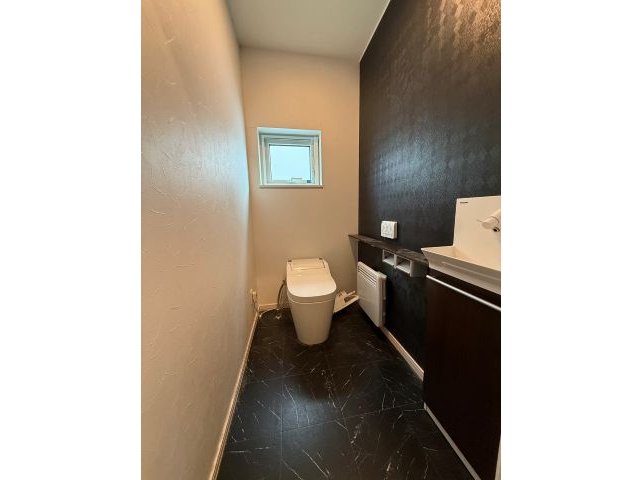 南の森西５丁目【吹き抜けで開放感たっぷり♪】 内観