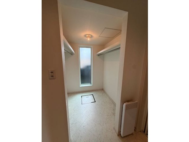 南の森西５丁目【吹き抜けで開放感たっぷり♪】 内観