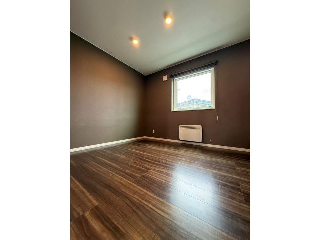 南の森西５丁目【吹き抜けで開放感たっぷり♪】 内観