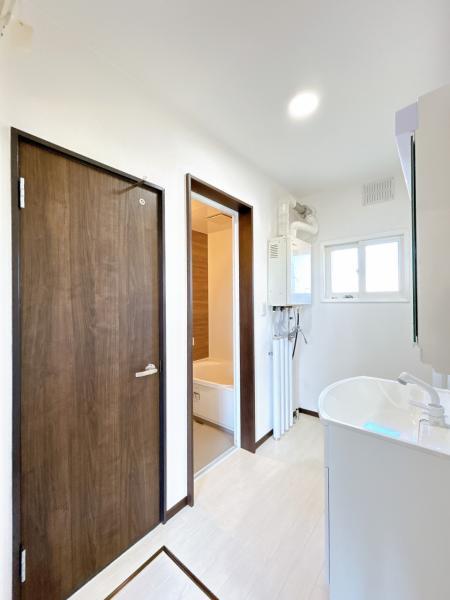 【リフォーム済】【平屋】中川郡池田町字大通１丁目1-4 内観