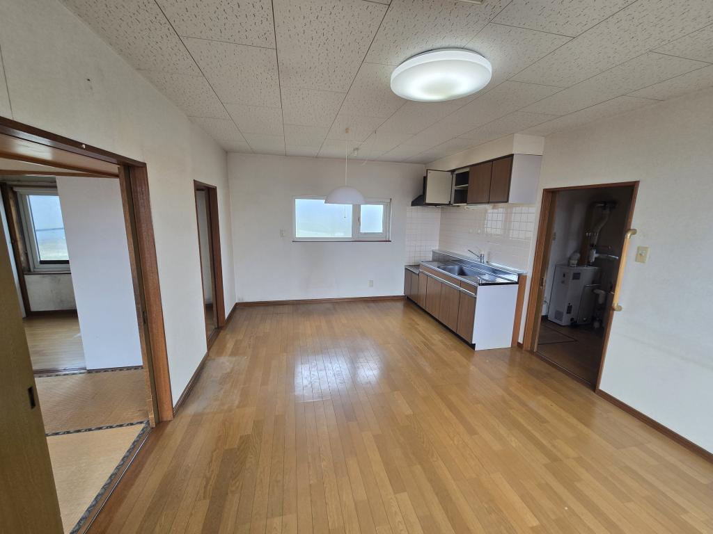 新得5条南2＿平家建て中古住宅 内観