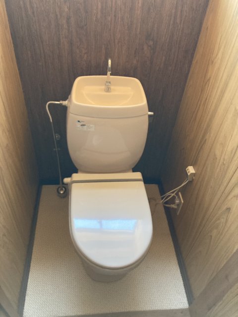 清水町南３条８丁目【清水町に５ＬＤＫの中古住宅登場！】 内観