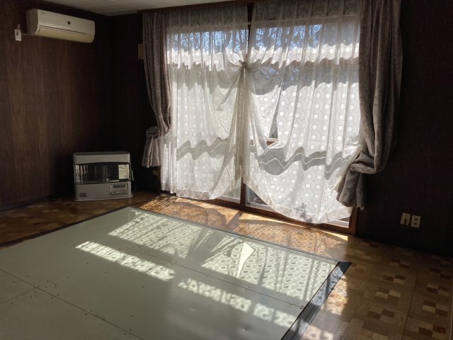 清水町南３条８丁目【清水町に５ＬＤＫの中古住宅登場！】 内観