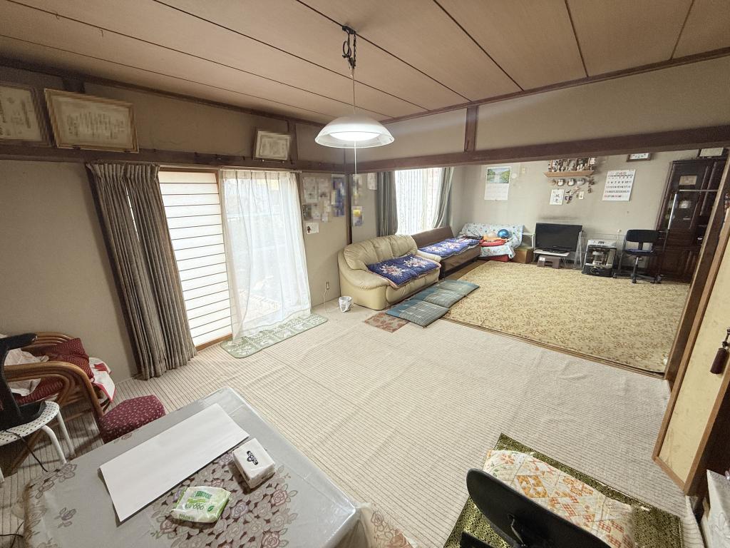 新町西3丁目のリノベ向き中古住宅♪ 内観