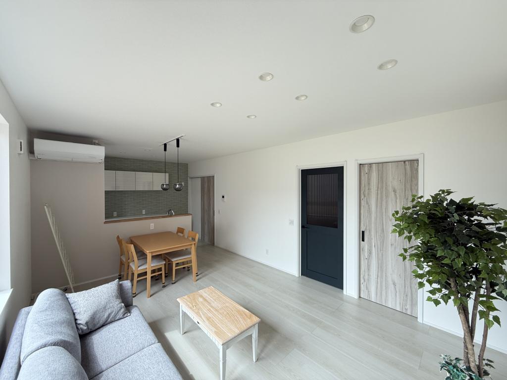 音更　ひびきのC建売【太陽光パネル付】 内観