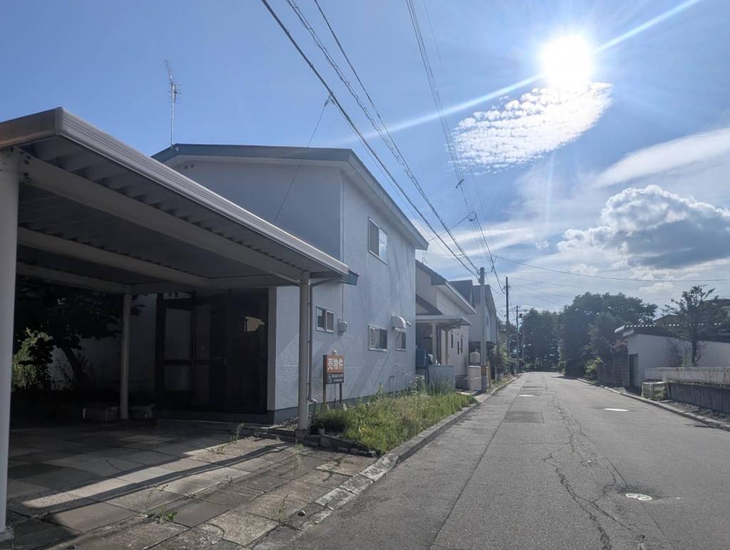 【売土地】大空町8丁目 ☆大空学園まで徒歩2分☆ 仲介手数料不要  内観